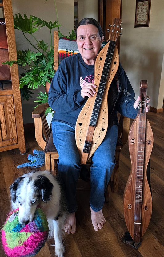 Jacquie Caravello - Folkcraft Player