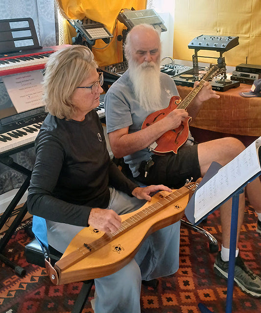 Karen Stoldt - Folkcraft Player