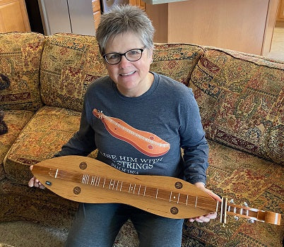 Kelly Sasman - Folkcraft Player