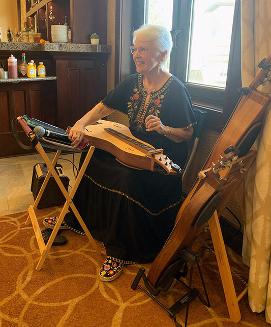 Nancy Downie - Folkcraft Player