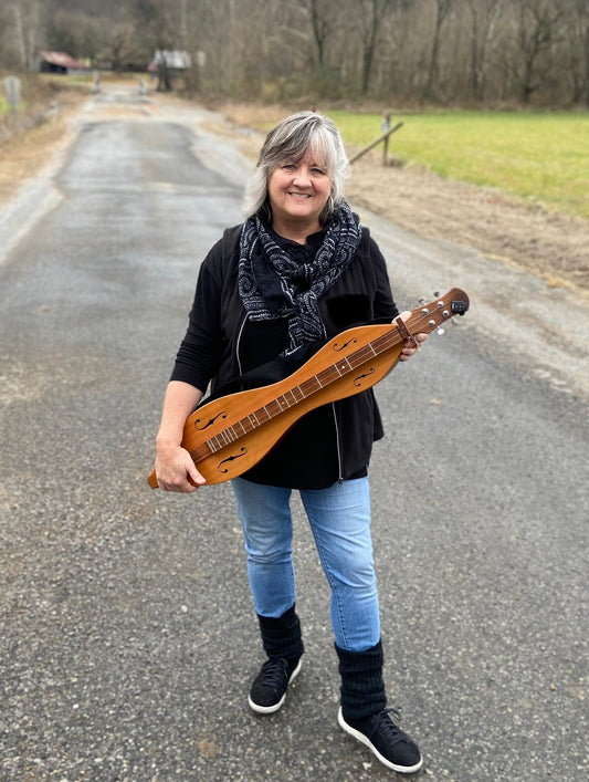 Donna Sisk - Folkcraft Player