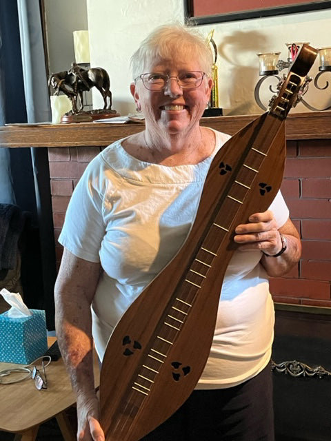 Ellen Keirnan - Folkcraft Player