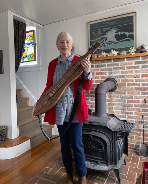 Joyce Wilson - Folkcraft Player