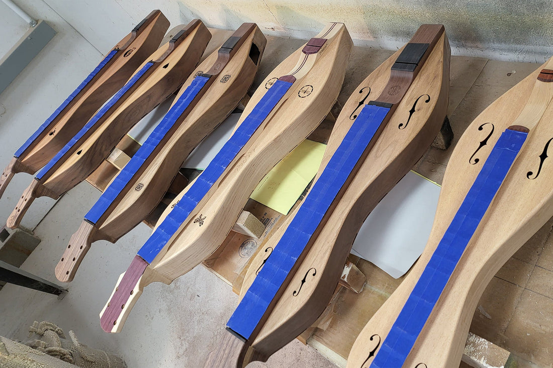 lacquering mountain dulcimers