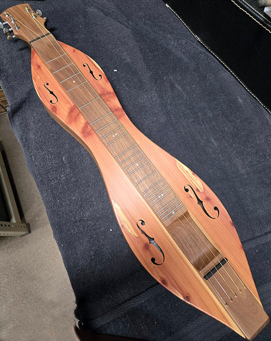 custom folkcraft maxdad dulcimer that is headed for ohio